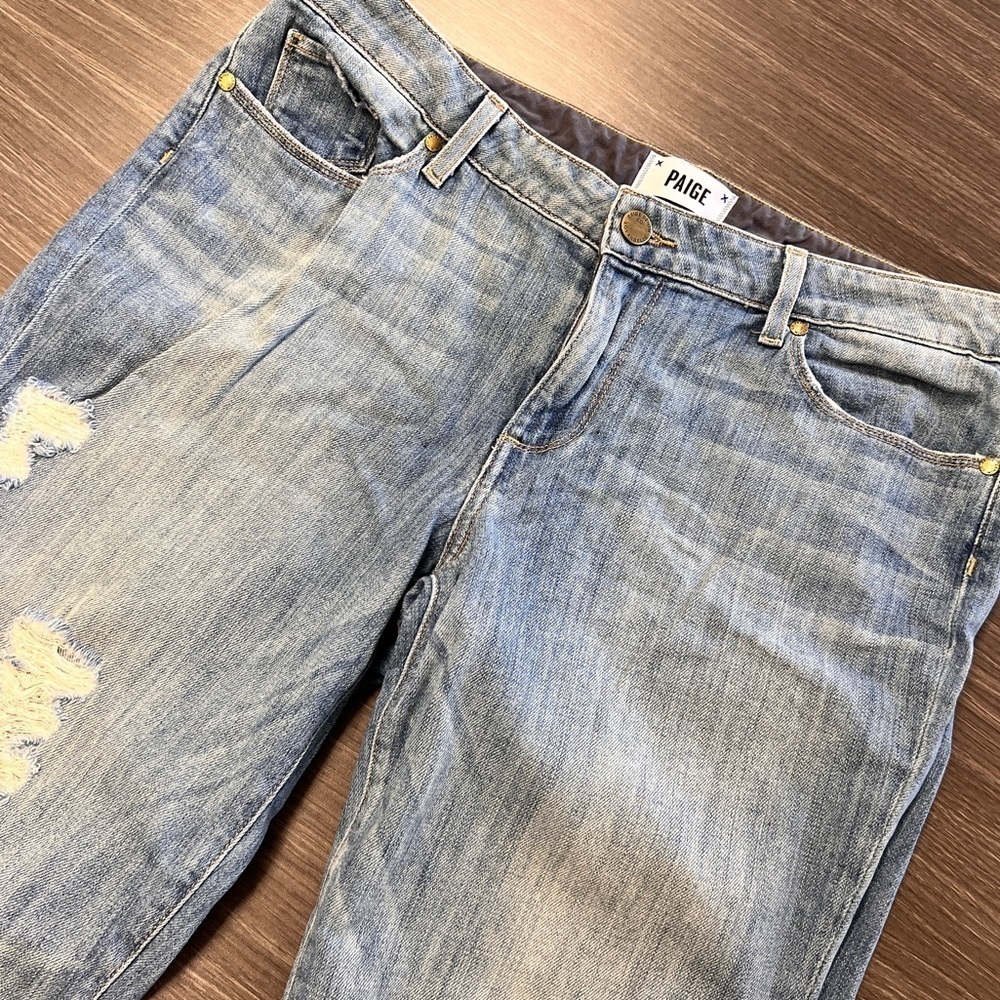 PAIGE Distressed Jeans lightweight light blue